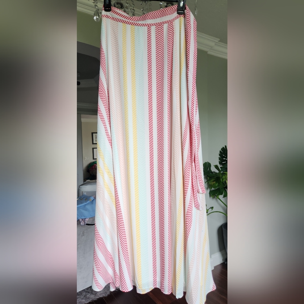 BRAND NEW NY&C Maxi Wrap skirt Size XS